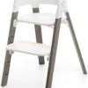 Stokke Steps™ Hochstuhl, Sitz White Inkl. Beine Buchenholz, Hazy Grey