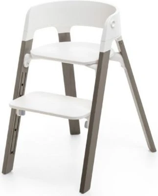 Stokke Steps™ Hochstuhl, Sitz White Inkl. Beine Buchenholz, Hazy Grey -Stokke Verkauf 16075306 01