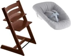 Stokke Tripp Trapp® Hochstuhl, Classic Collection, Walnut Brown Inkl. Tripp Trapp® Newborn Set™ Schale, Grey